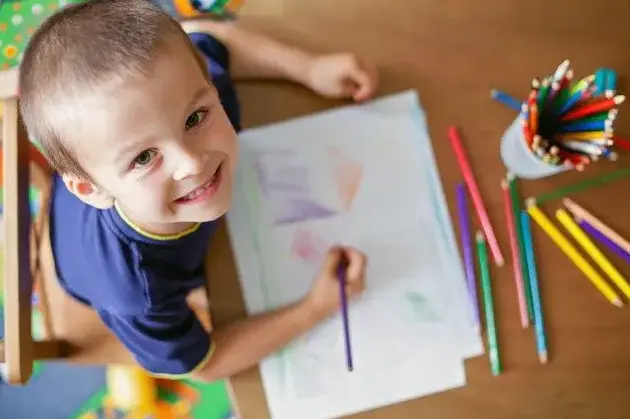 Cómo colorear beneficia la educación preescolar
