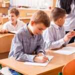 Cómo educar e integrar a un niño superdotado en el aula
