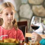 Cómo prevenir el consumo de alcohol en tu hijo