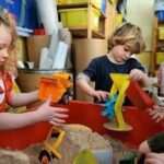 Autonomía vs. Dificultades Sociales: Ayudando a los Niños a Relacionarse