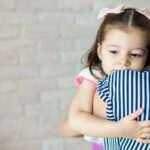Descubre los 7 beneficios de los abrazos en los niños que debes conocer