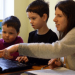 Lecciones de la Generación T: Lo que aprendemos de nuestros hijos