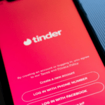 Mi hija liga por Tinder, ¿debería preocuparme?