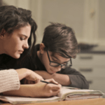 No caigas en estos errores cuando lleguen las notas de tus hijos