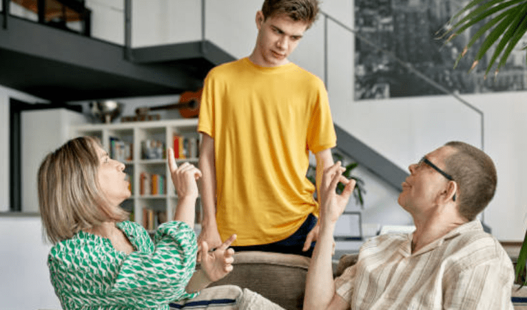 Resolvemos las 7 dudas más comunes de padres de adolescentes