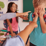 Si no quieres que tus hijos hagan bullying, evita hacer esto delante de ellos