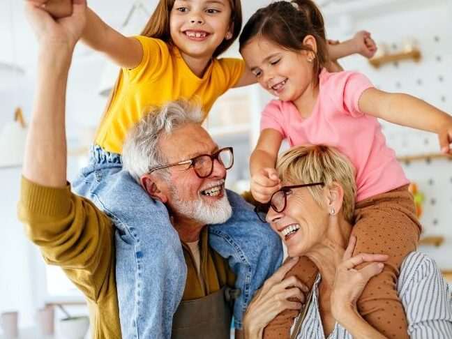 Abuelos y Nietos: importancia de sus relaciones