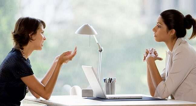 Claves para comportarse en una entrevista de trabajo