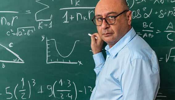 Cómo es un profesor estricto