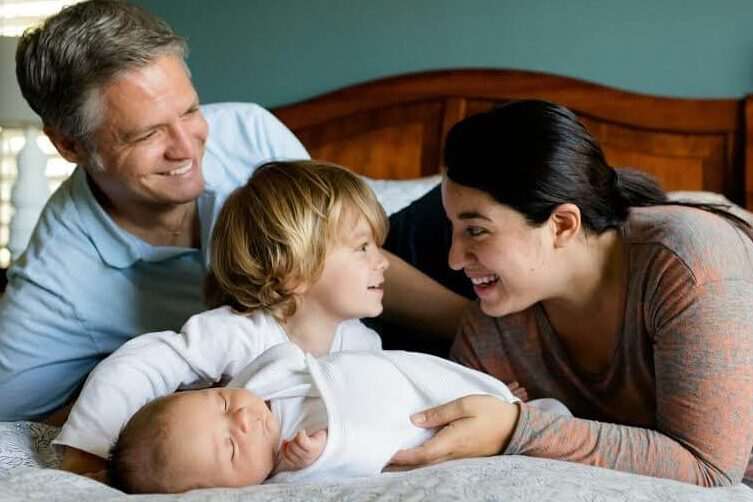 ¿Debemos de tratar por igual a los hijos?