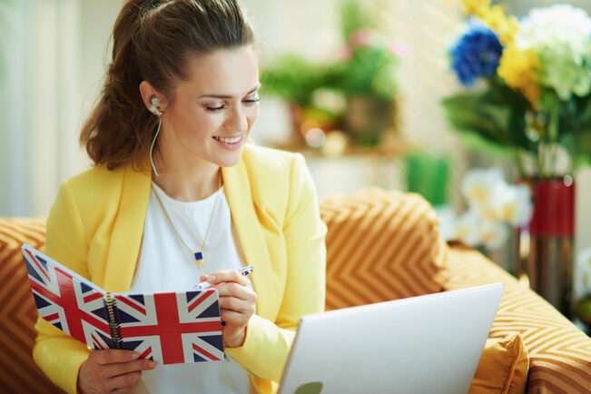 ¿Merece la pena estudiar inglés a distancia?