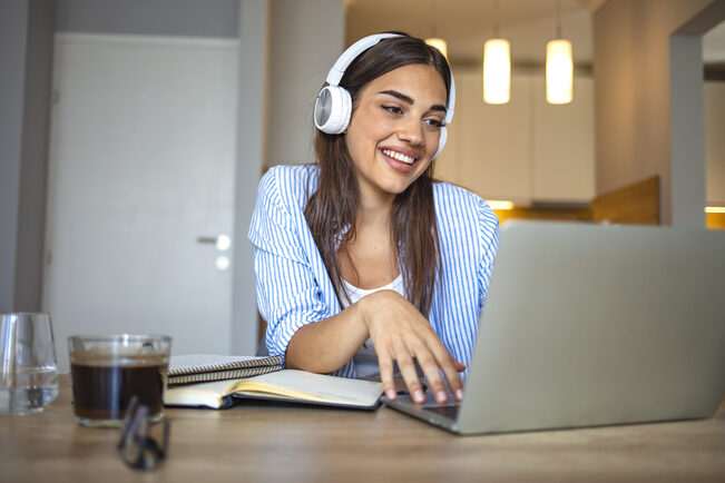 ¿Vale la pena estudiar una FP a distancia?